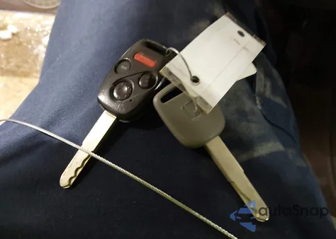 2010 Honda Civic Ex z USA, uszkodzony, nr VIN 19XFA1F87AE047027